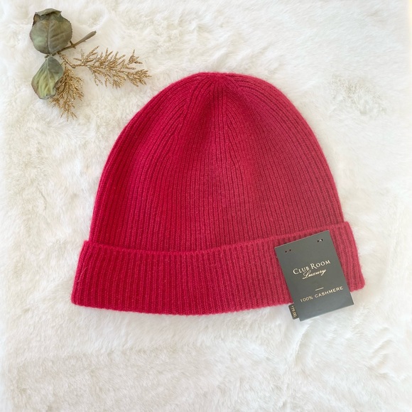 New with tags CLUB ROOM LUXURY 100% CASHMERE HAT. Red. Keeps your head warm! - Picture 2 of 6
